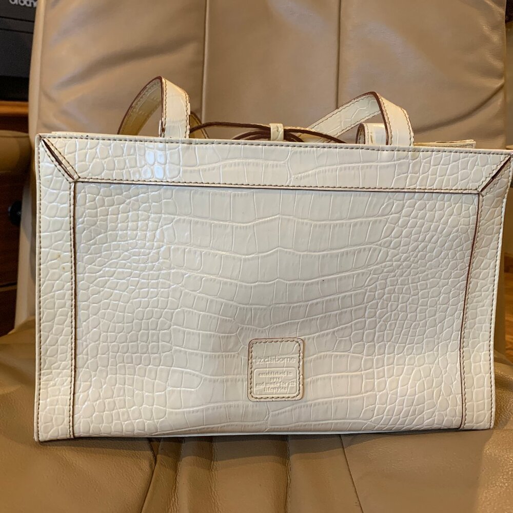 VINTAGE LIZ CLAIBORNE PURSE, CROC/SNAKESKIN PATTERN, CLASSIC FAUX LEATHER